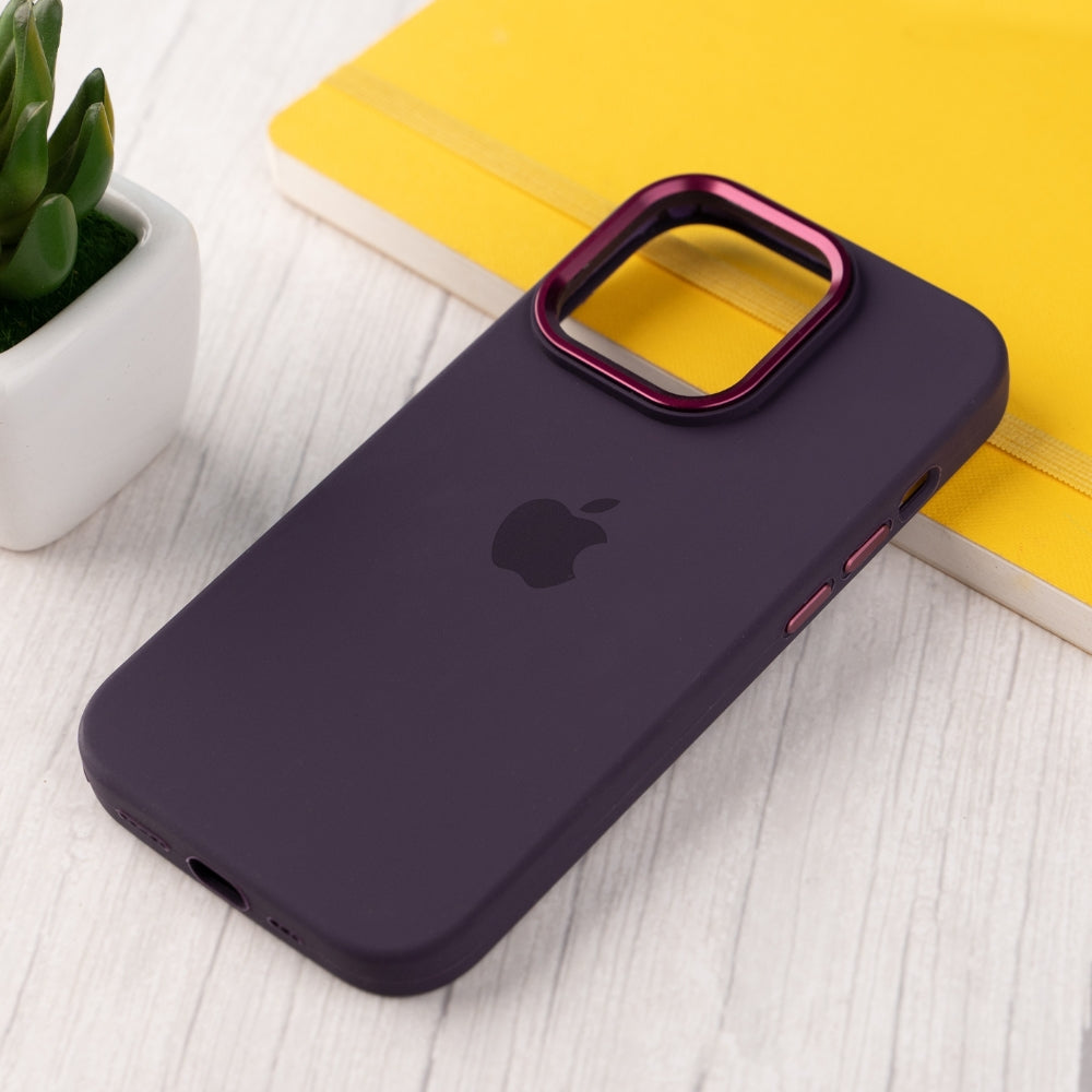 iPhone 14 Plus Back Cover / Silicone Luxury Protective Case