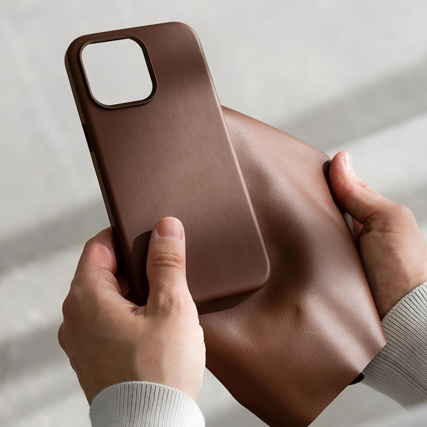 iPhone 16 Pro Back Cover / Vegan Leather Case